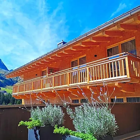 فندق Naturhaus Am Arlberg